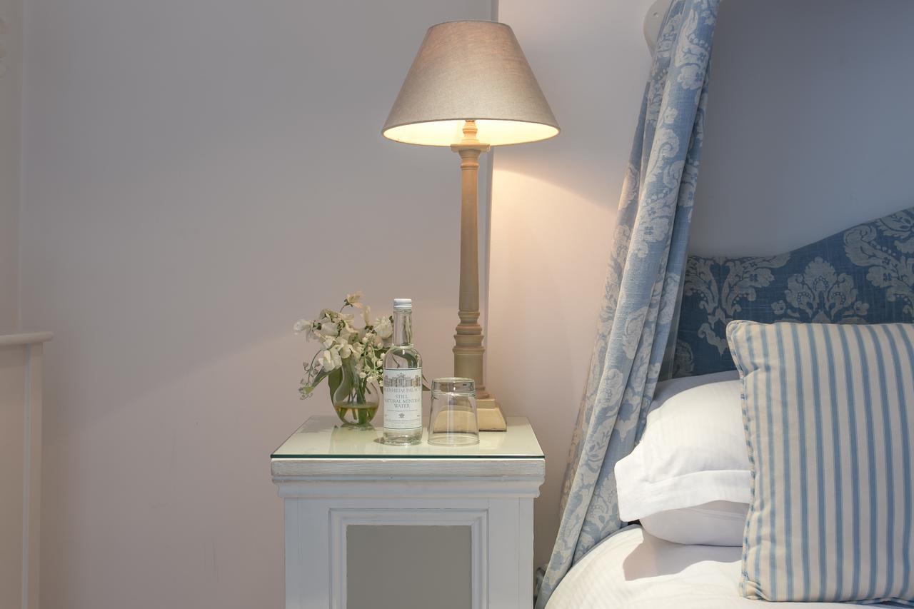 The Kingham Plough Hotel Екстериор снимка